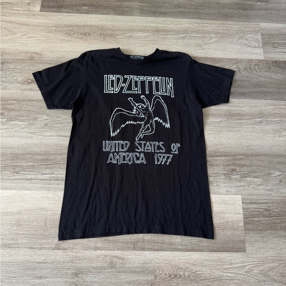 Led Zepplin Falling Icarus Unites States of America 1977 graphic tee shirt M